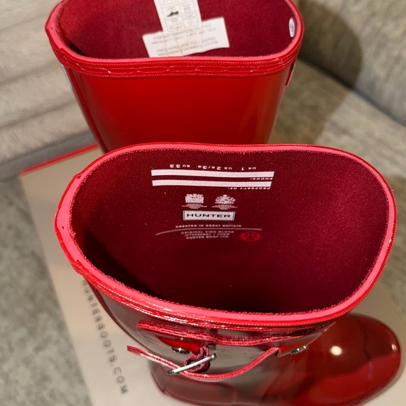 Hunter Glossy Red Rain Boots Preloved in Excellent Condition Girls Size 2 - Picture 6 of 8